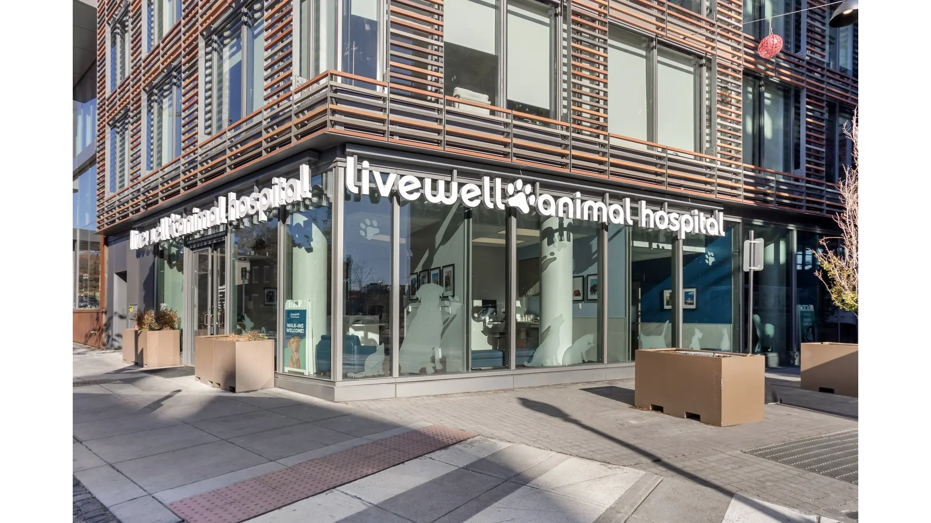Livewell Animal Hospital: Shaw view