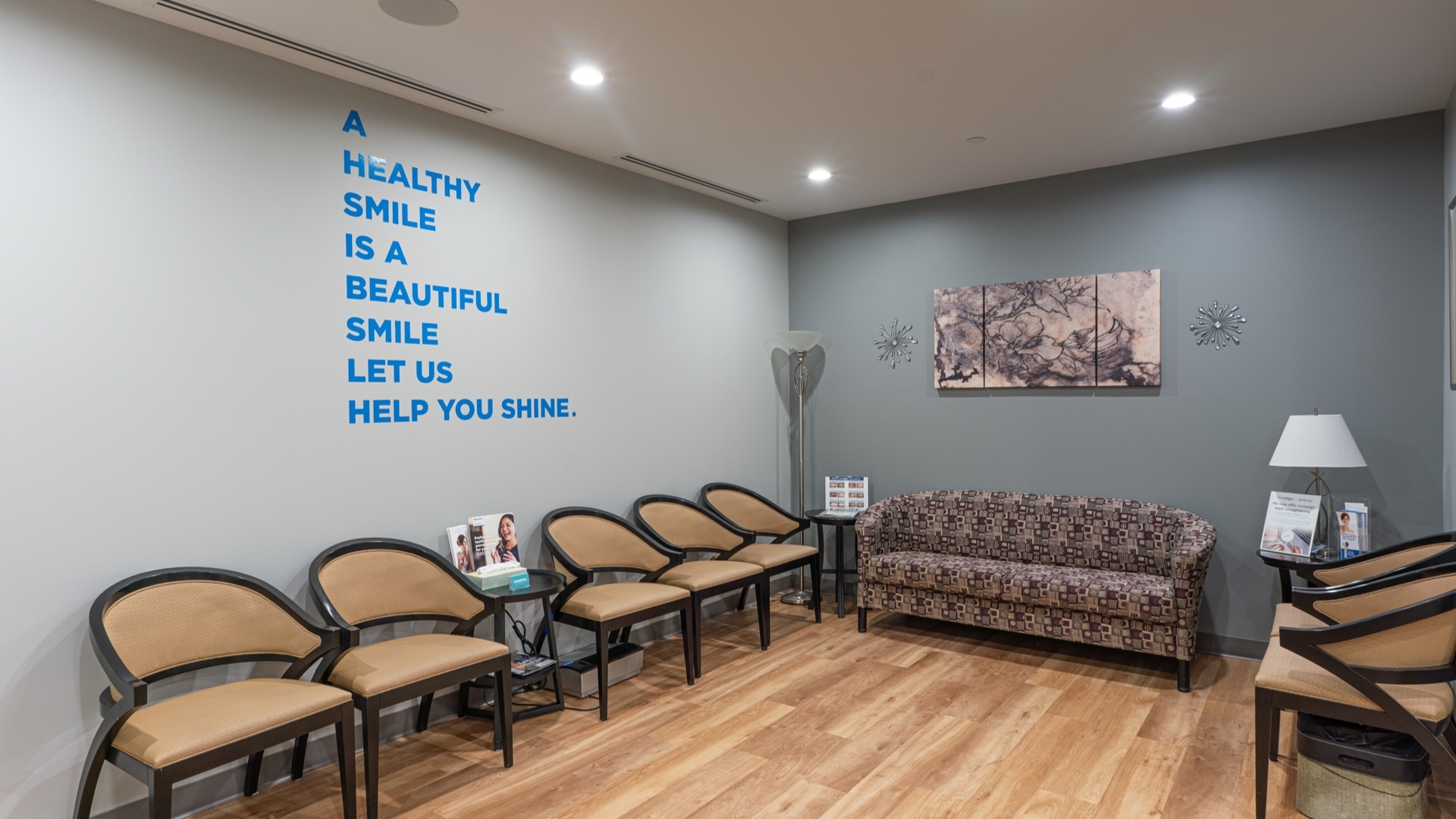 Beautiful Smiles: lobby 3