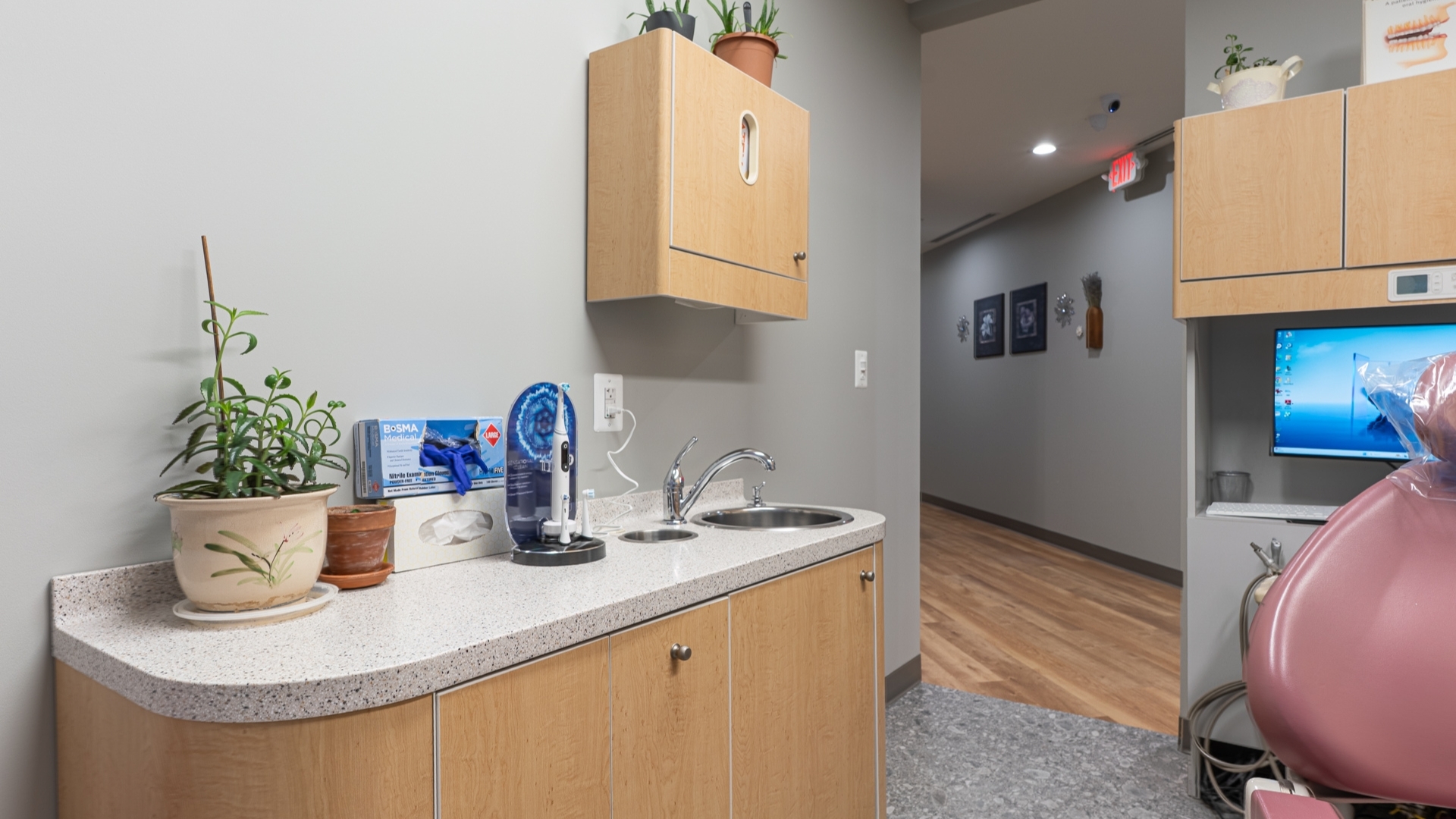 Beautiful Smiles: side operatory