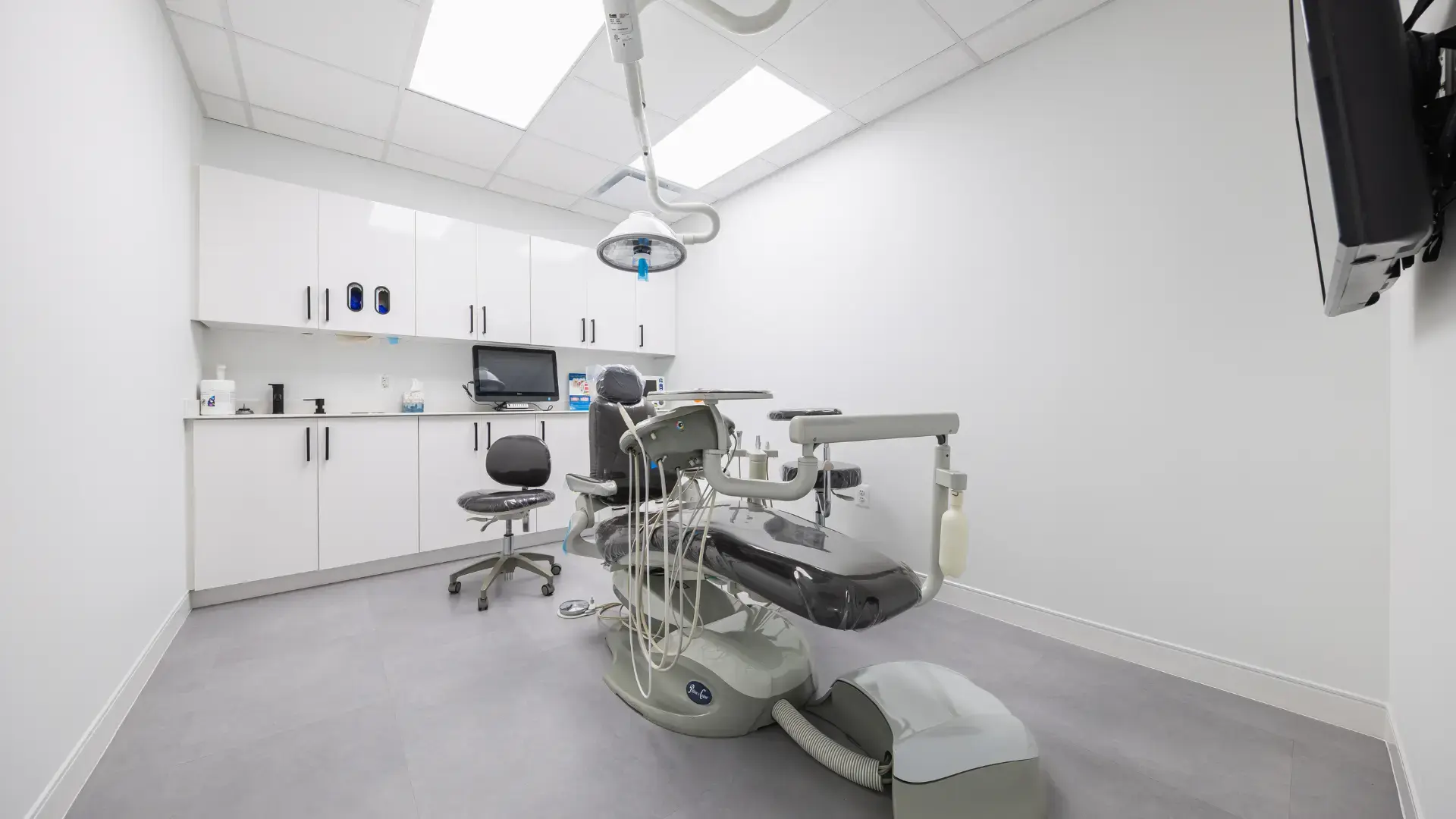 Desirable Smiles: operatory one