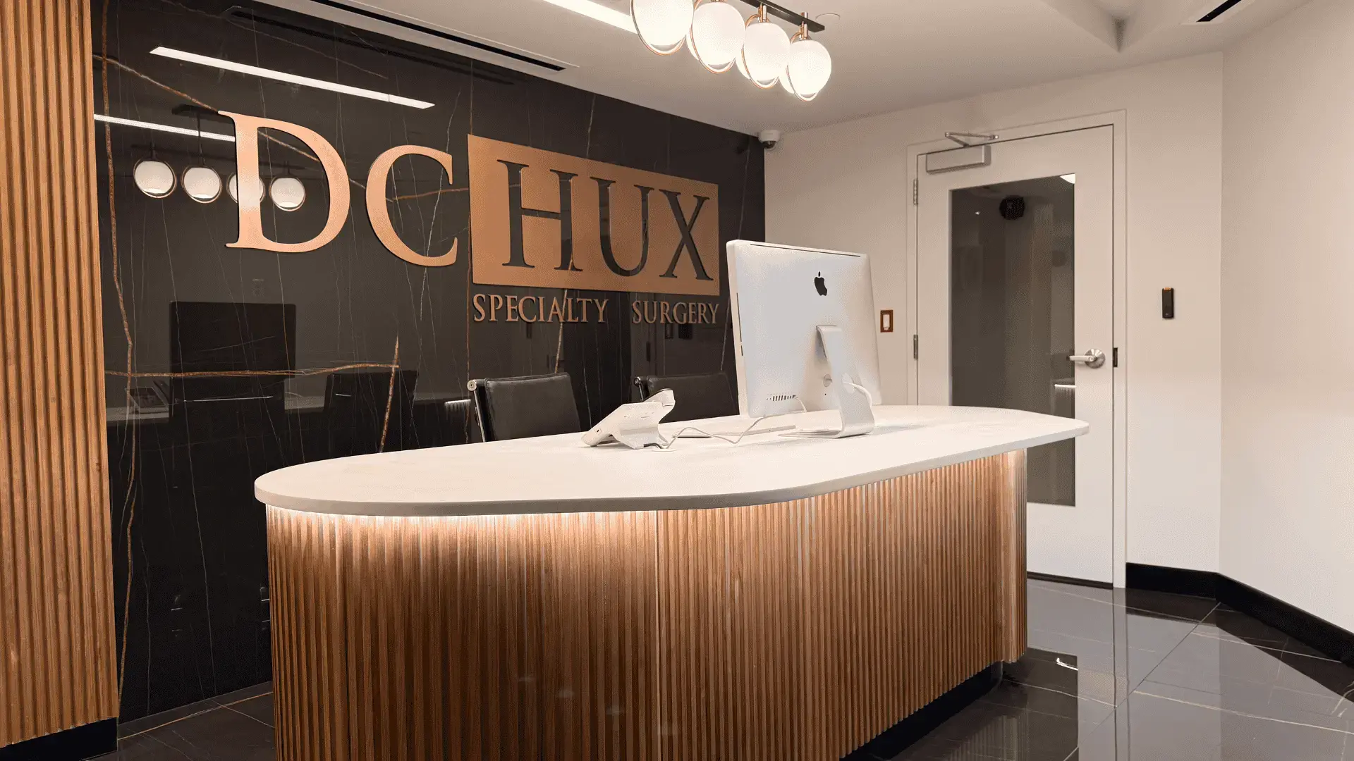 DCHUX Surgical Center: front desk and reception