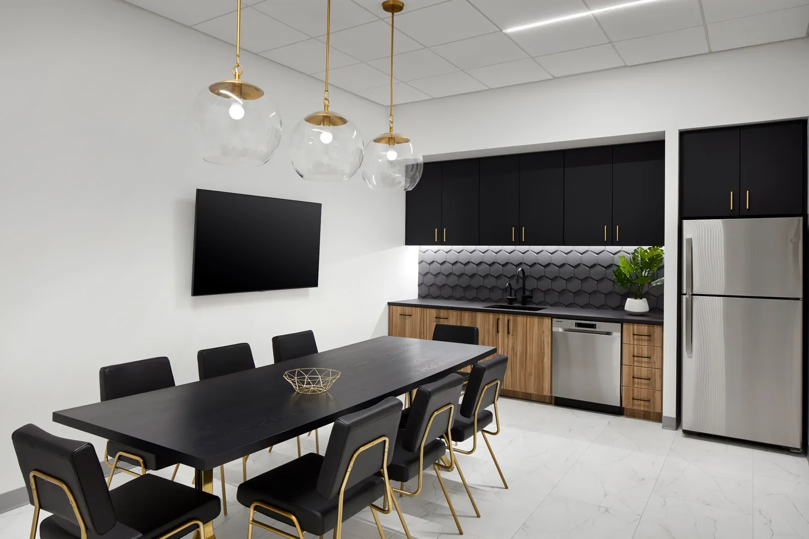 Costa Family Dentistry: break room