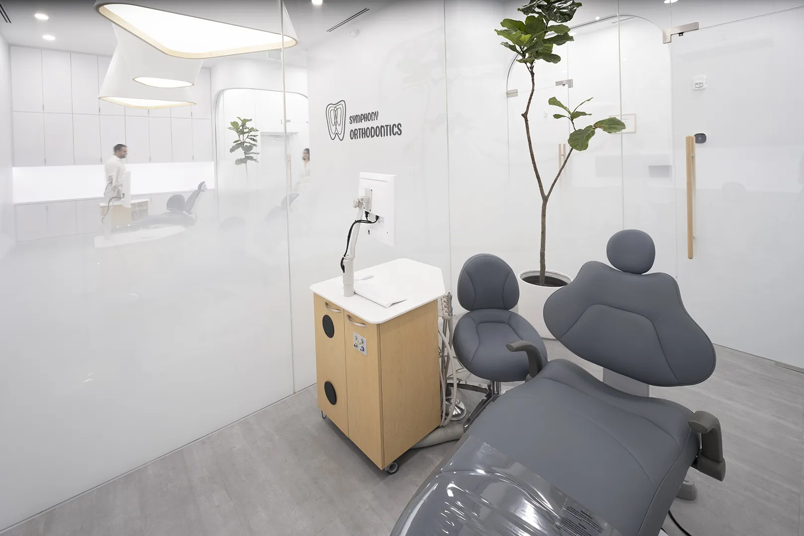 Symphony Orthodontics: dental chair