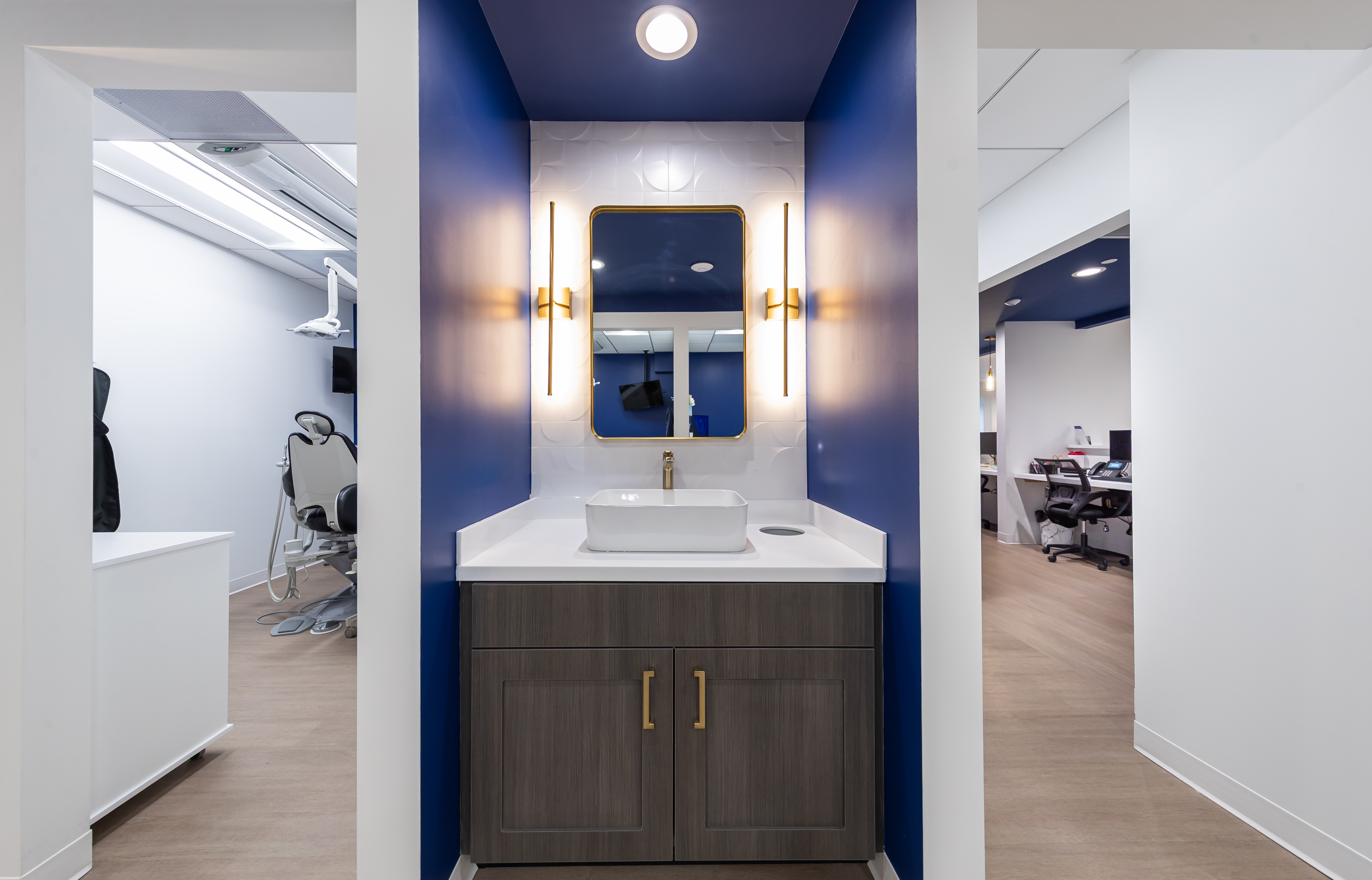 Tolley Dental Woodstock: corridor